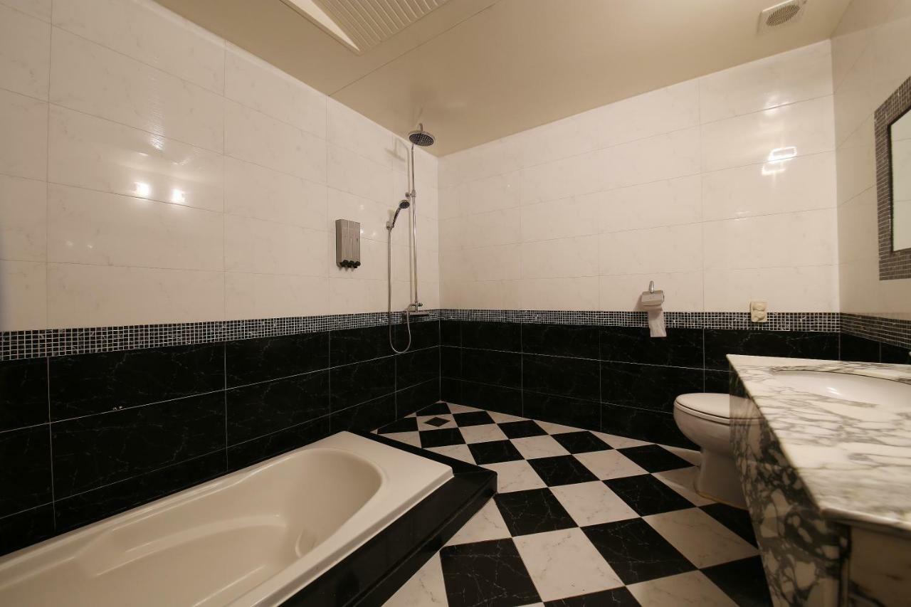 Hotel Valentine Gwangmyeong Dış mekan fotoğraf